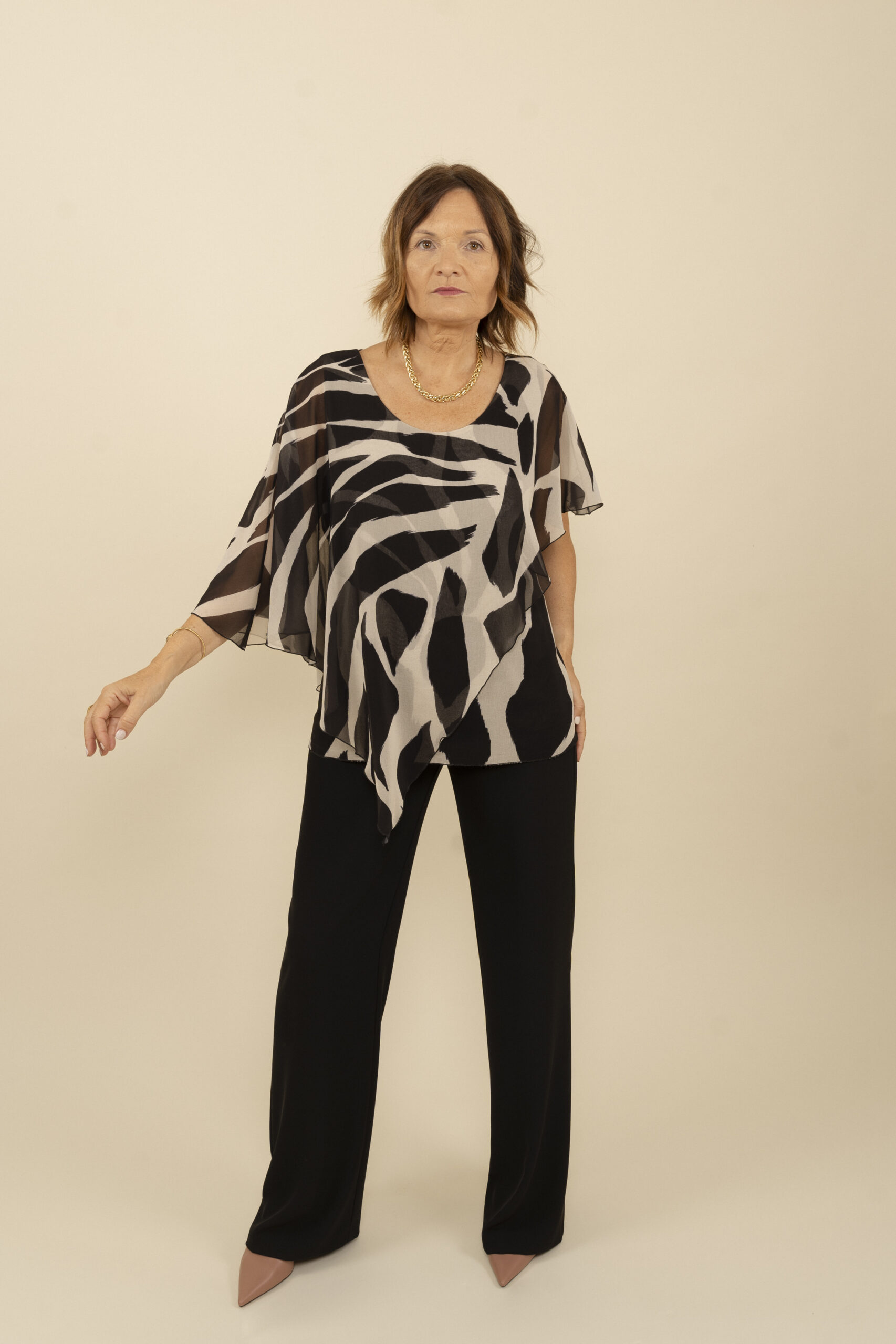 LEYCA MODA
